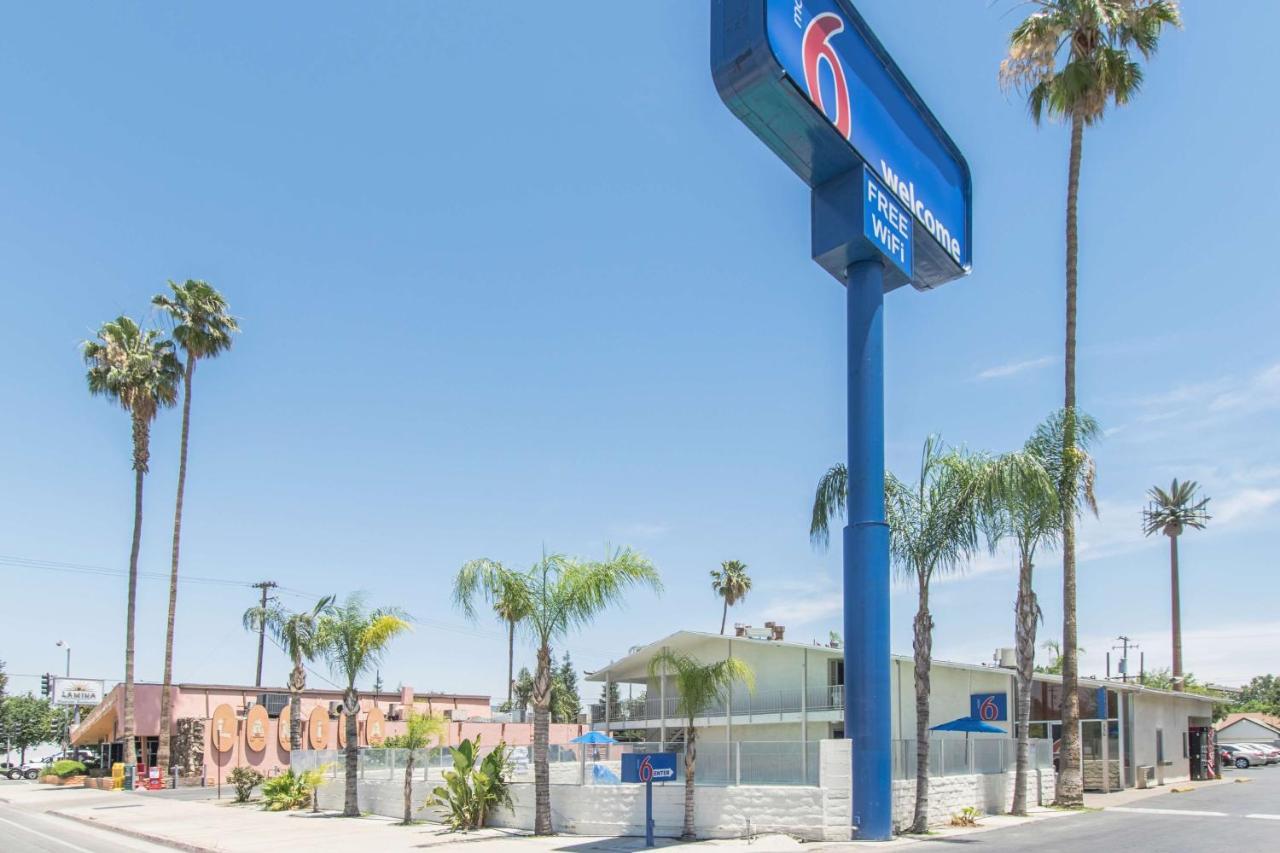 Motel 6 Bakersfield Dış mekan fotoğraf